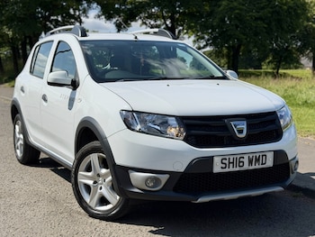 Used Dacia Sandero Stepway 2016 for sale - 79563893: Photo