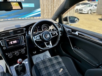 Used Volkswagen Golf 2015 for sale - 79568909: Photo