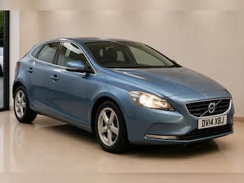 Used Volvo V40 2014 for sale - 79754124: Photo