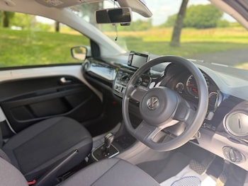 Used Volkswagen up! 2014 for sale - 79552028: Photo