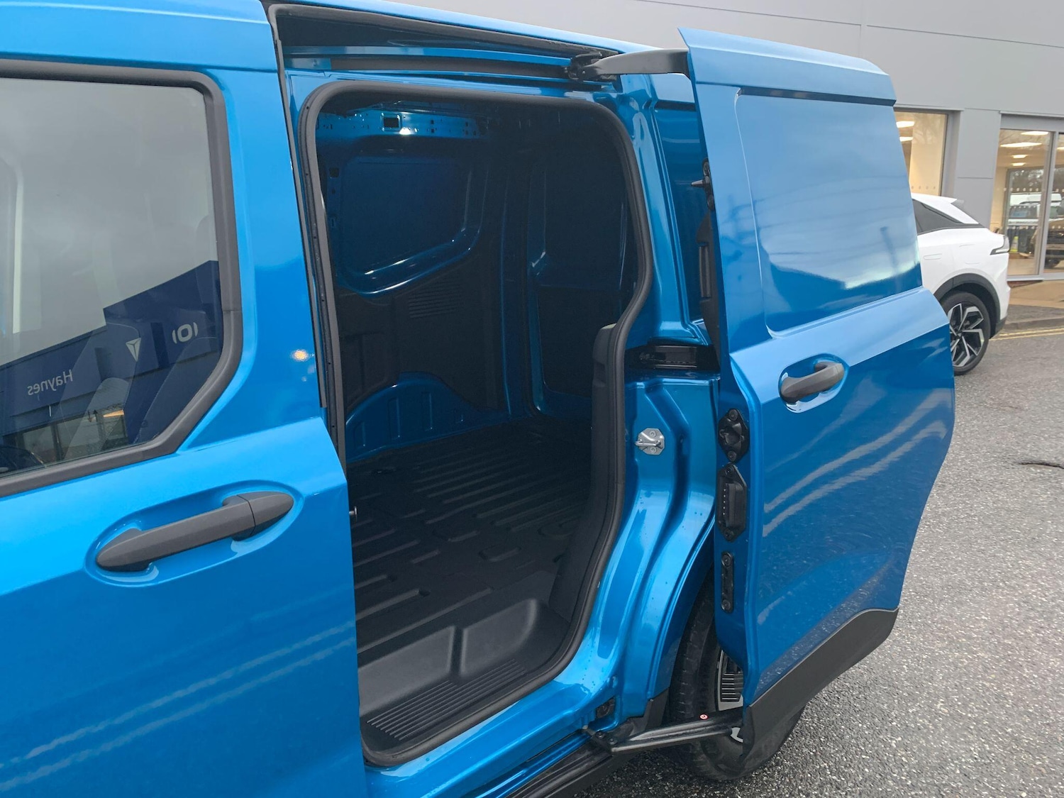 Used Ford Transit Courier 2025 for sale - 77190595: Photo 44