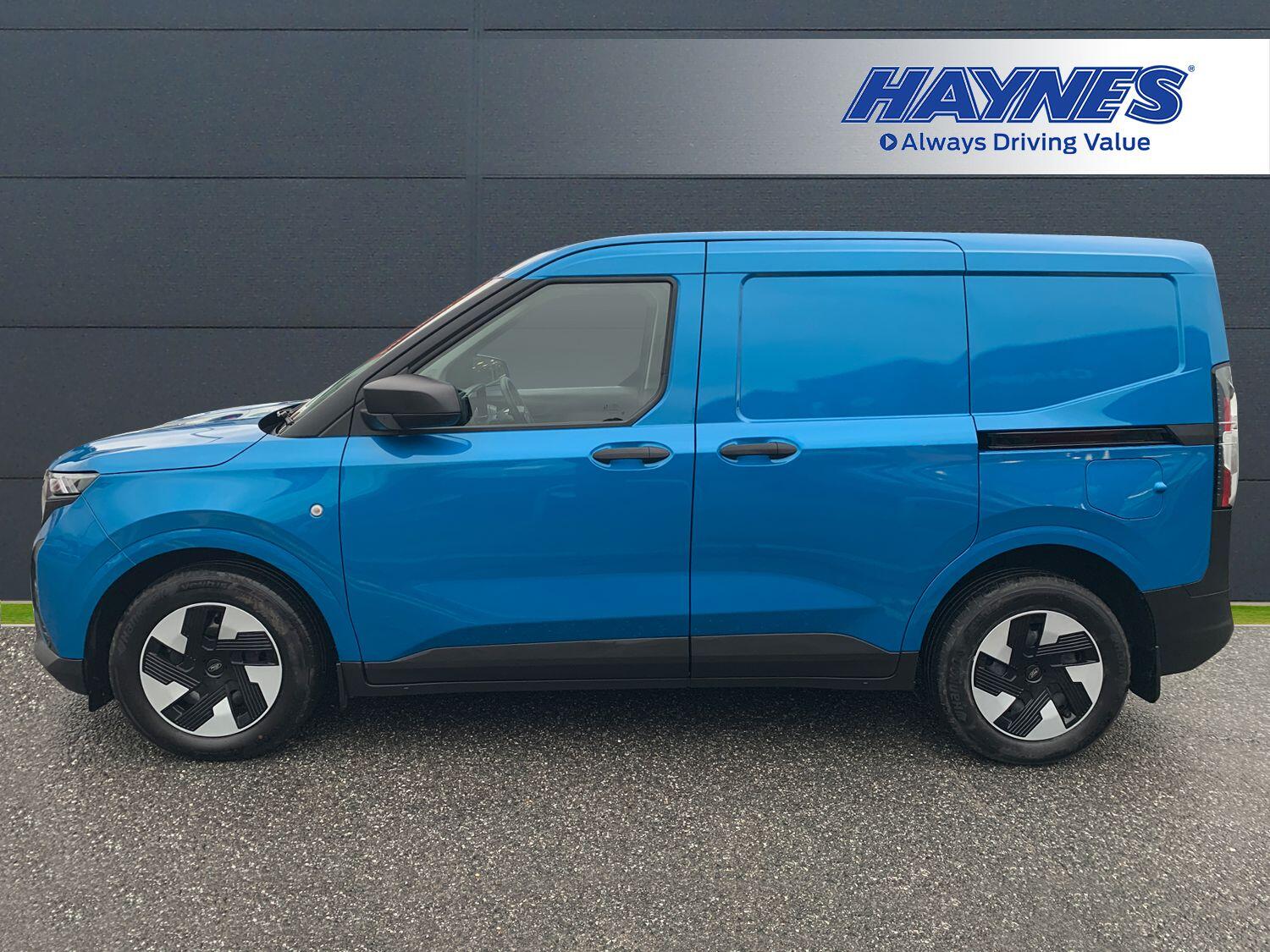 Used Ford Transit Courier 2025 for sale - 77190595: Photo 5