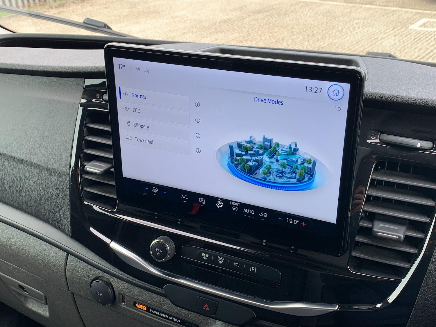 Used Ford Transit 2024 for sale - 77853989: Photo 40