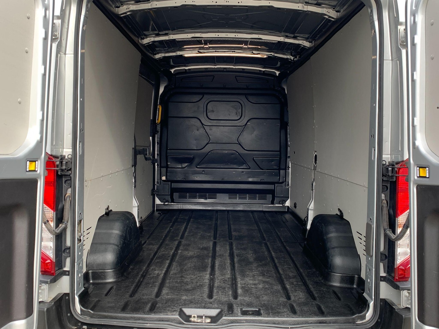 Used Ford Transit 2024 for sale - 77853989: Photo 48