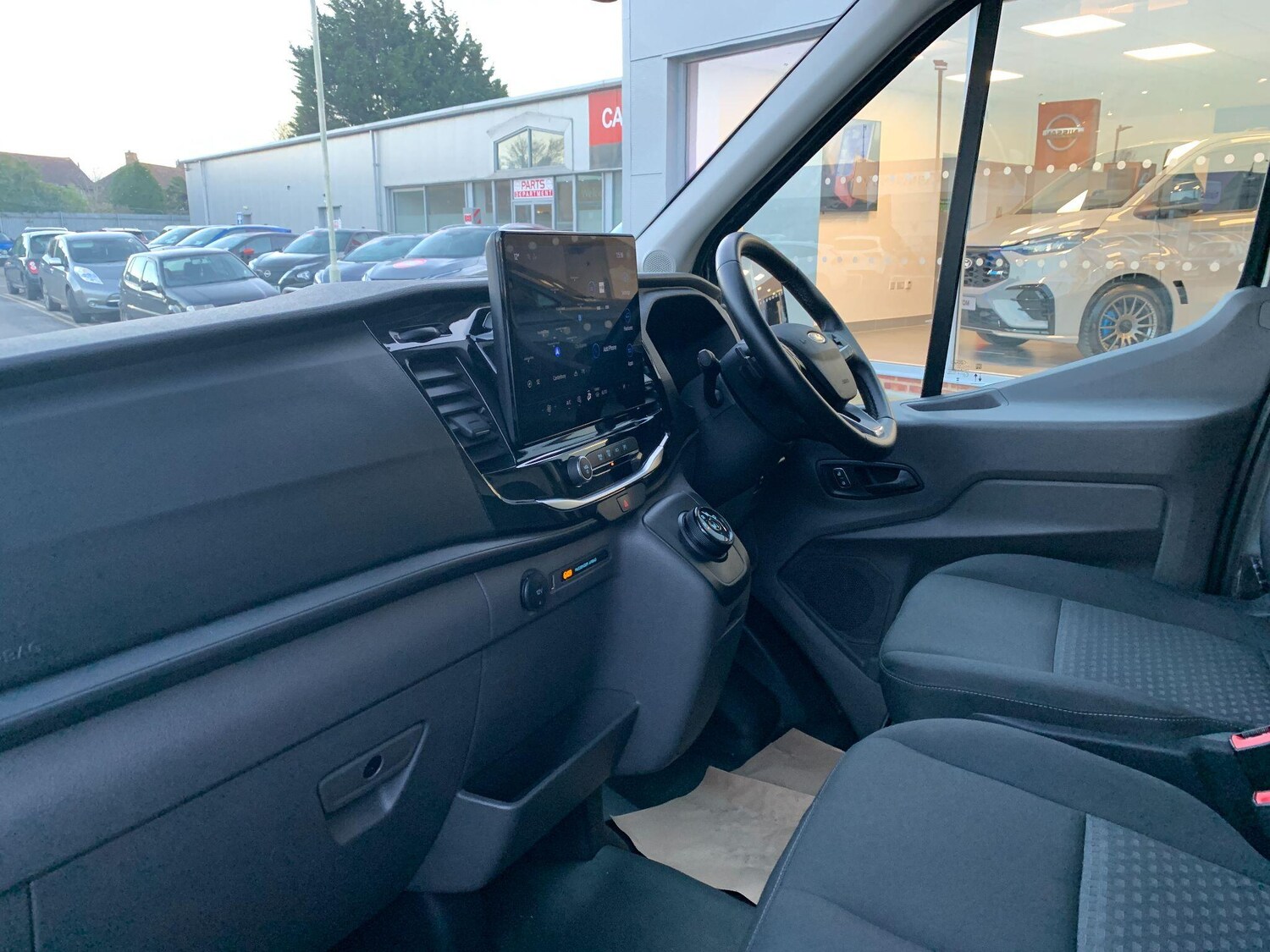 Used Ford Transit 2024 for sale - 76742986: Photo 11