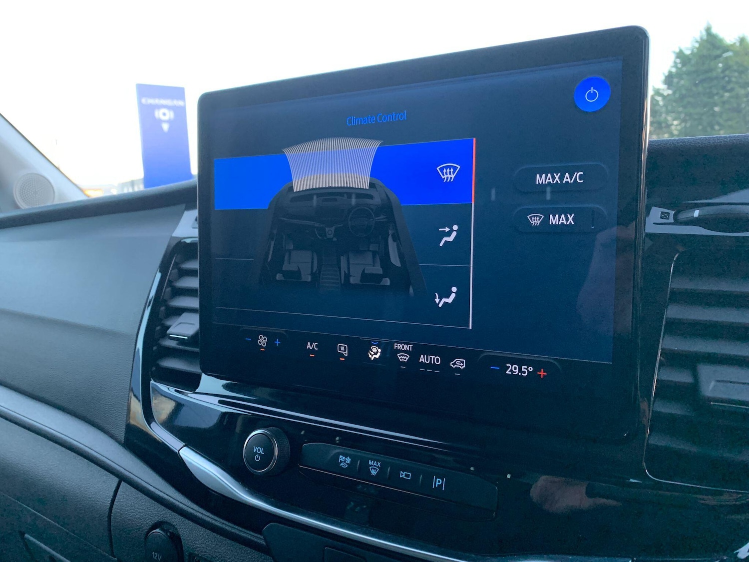 Used Ford Transit 2024 for sale - 76742986: Photo 18