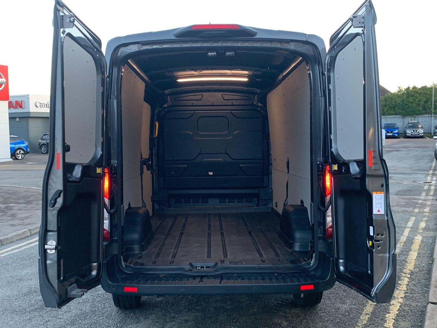 Used Ford Transit 2024 for sale - 76742986: Photo 21