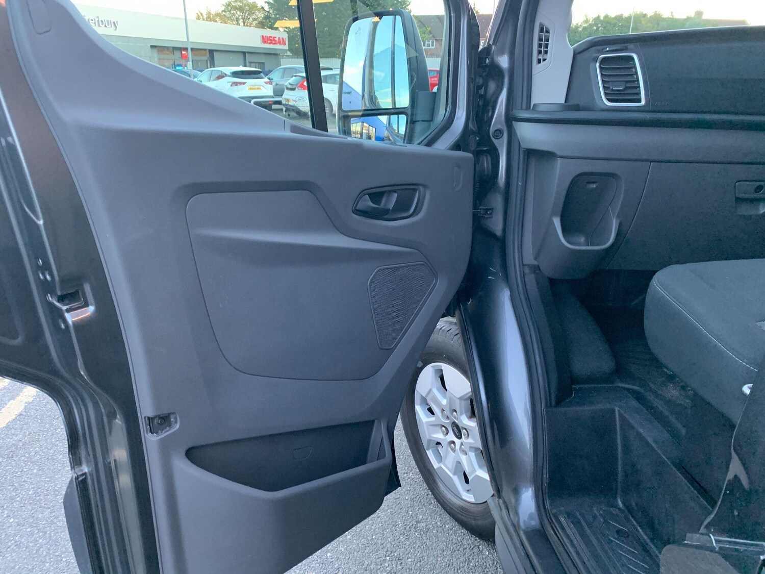 Used Ford Transit 2024 for sale - 76742986: Photo 27