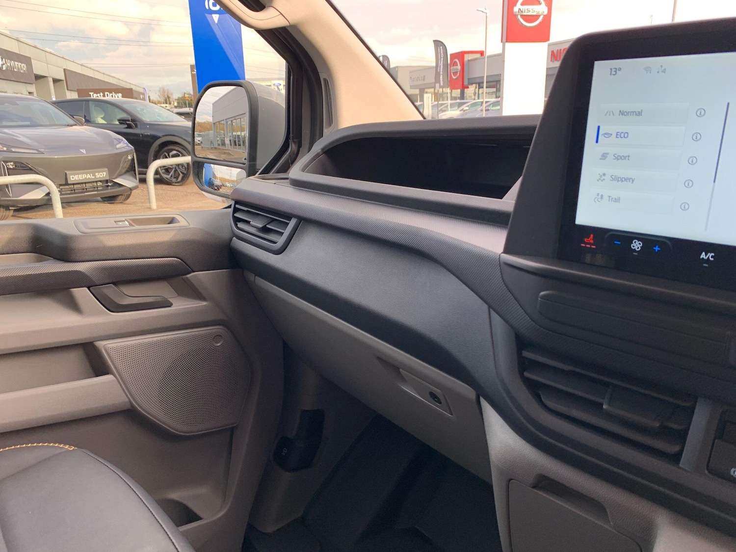 Used Ford Transit Custom for sale - 76965198: Photo 29