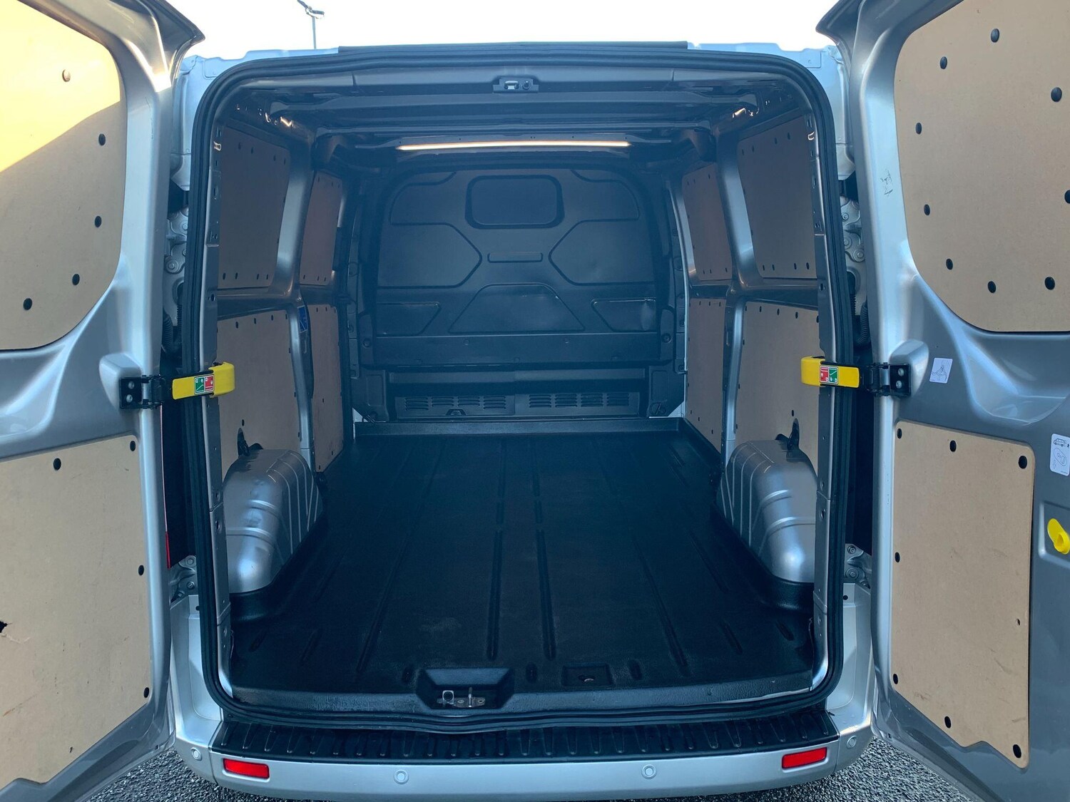 Used Ford Transit Custom 2023 for sale - 76688767: Photo 36