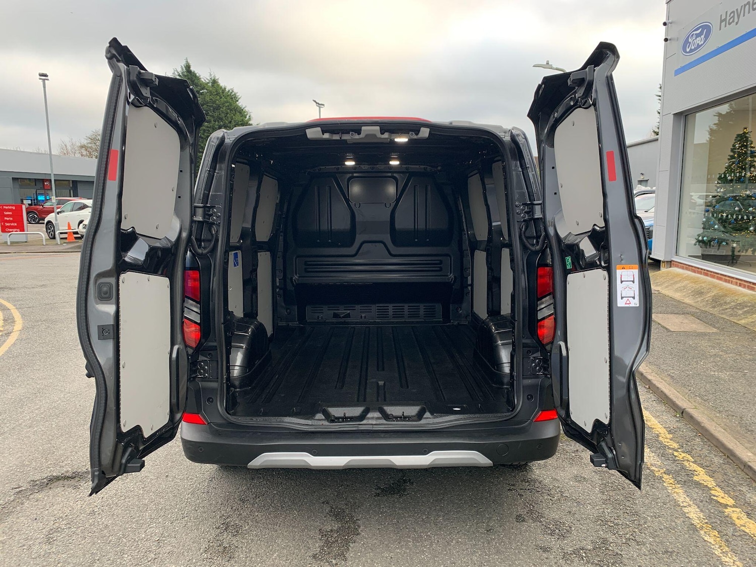 Used Ford Transit Custom 2025 for sale - 77120749: Photo 29