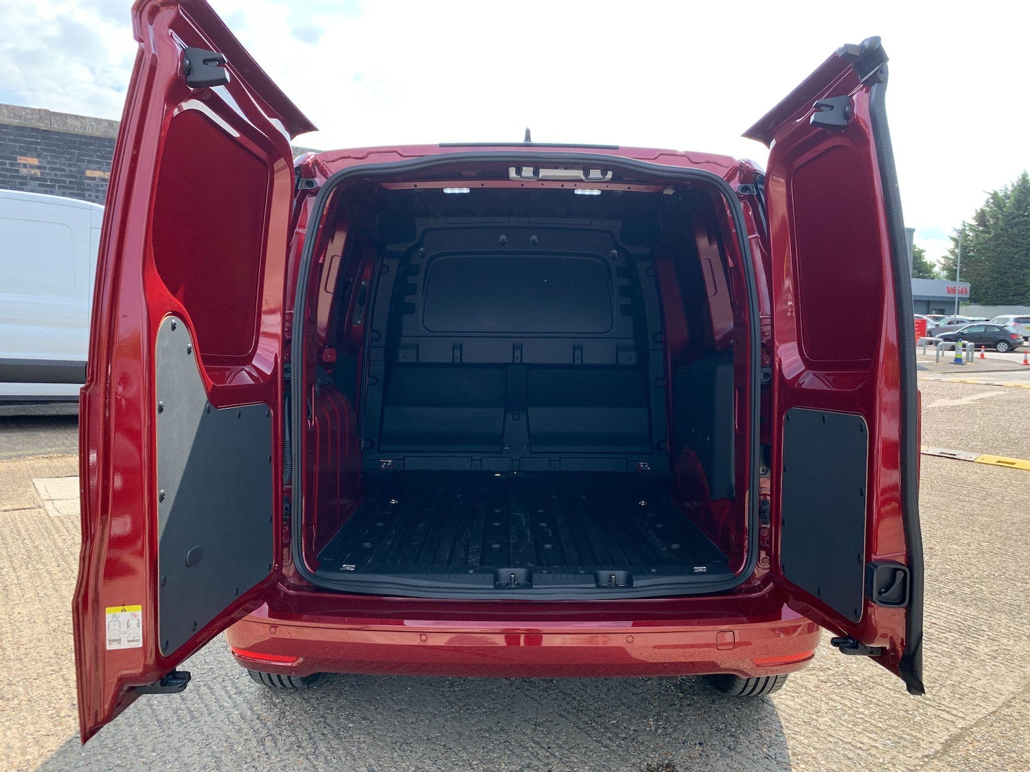 Used Ford Transit Connect 2025 for sale - 76987965: Photo 24