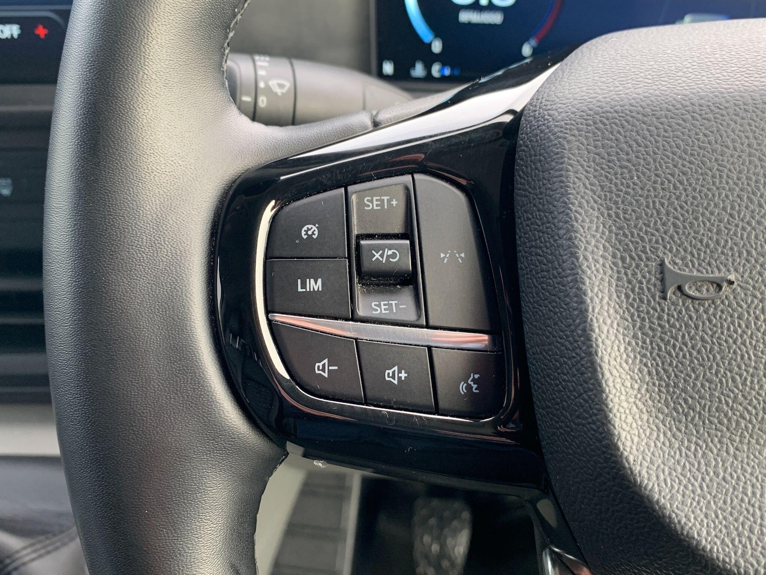 Used Ford Transit Custom 2025 for sale - 77351527: Photo 16