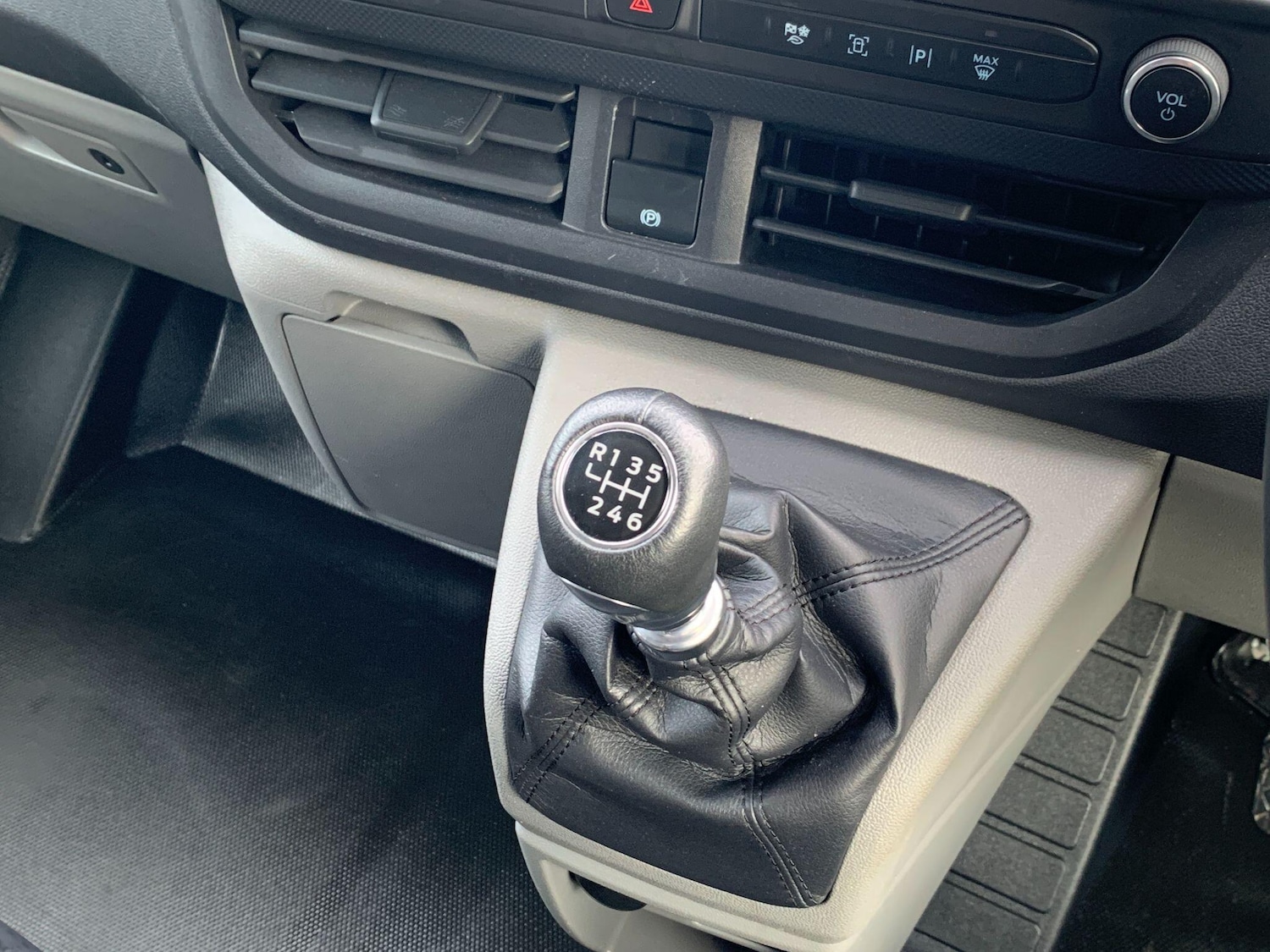 Used Ford Transit Custom 2025 for sale - 77351527: Photo 24