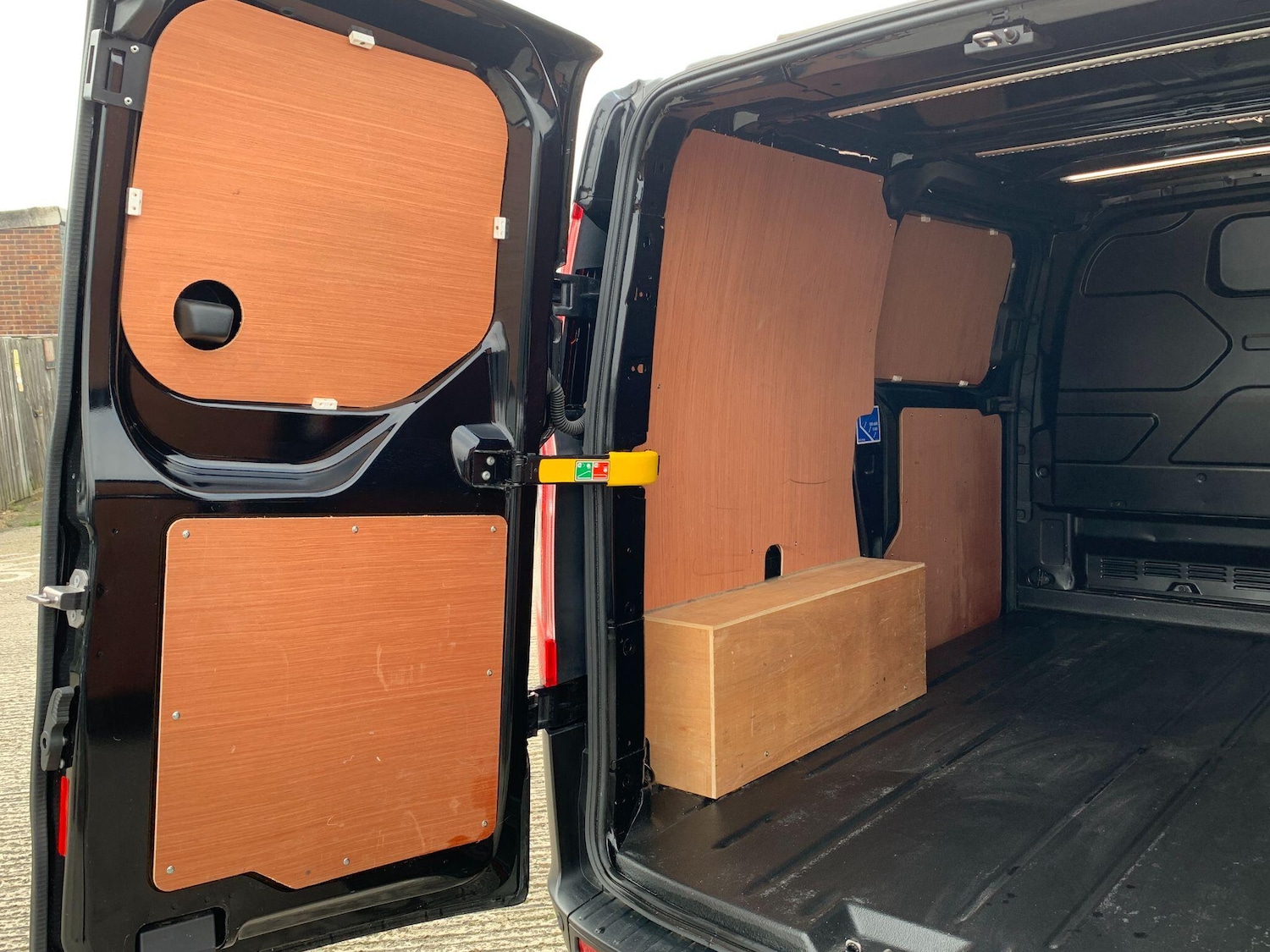 Used Ford Transit Custom 2023 for sale - 77769196: Photo 37