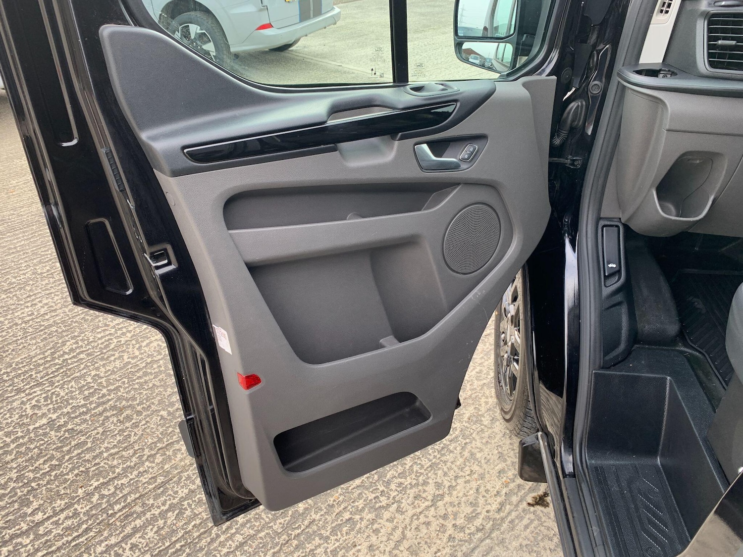 Used Ford Transit Custom 2023 for sale - 77769196: Photo 47