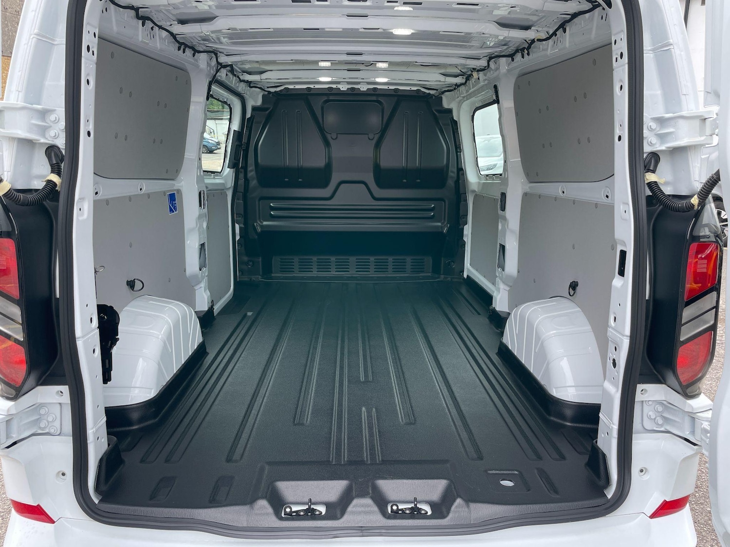 Used Ford Transit Custom 2025 for sale - 77214999: Photo 30