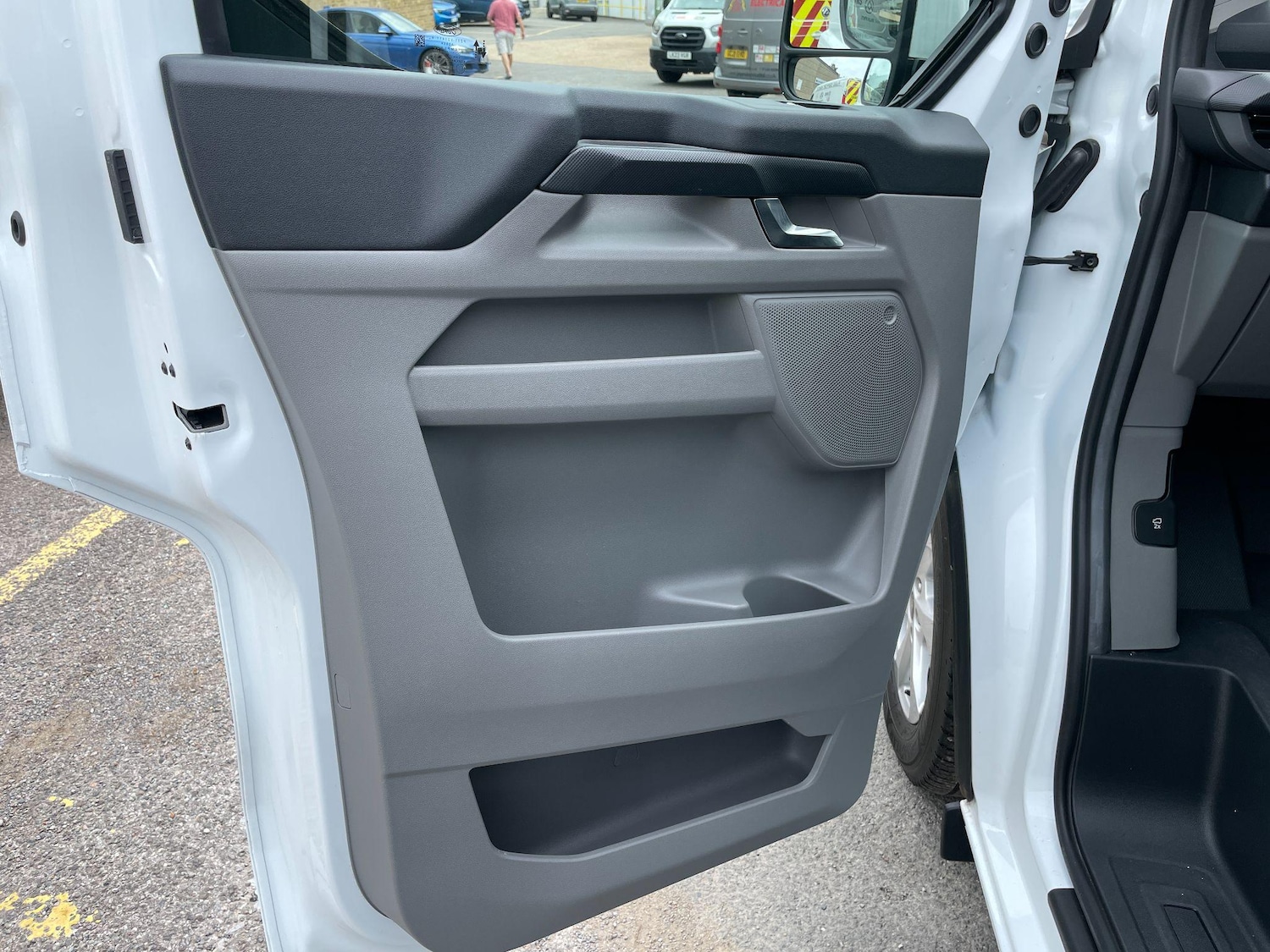 Used Ford Transit Custom 2025 for sale - 77214999: Photo 42