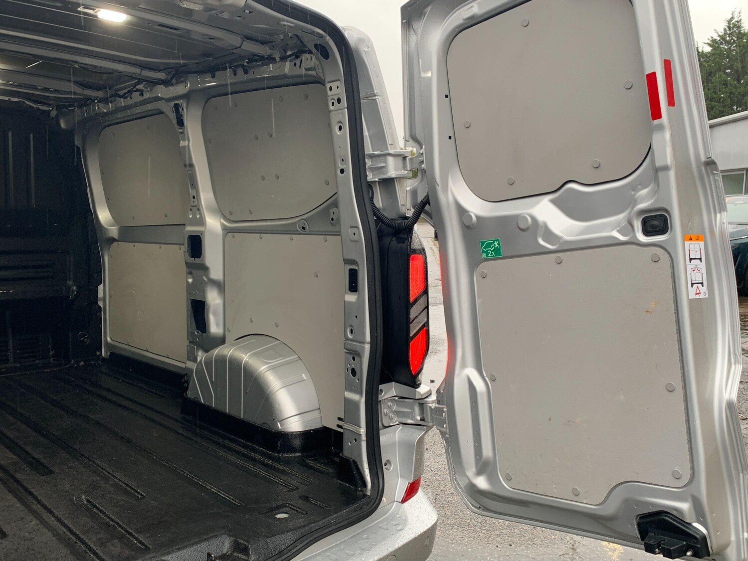 Used Ford Transit Custom 2024 for sale - 77343942: Photo 44