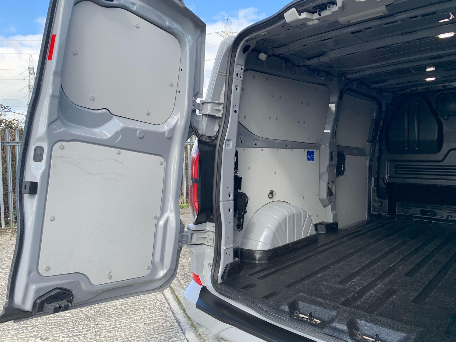 Used Ford Transit Custom for sale - 77893042: Photo 42