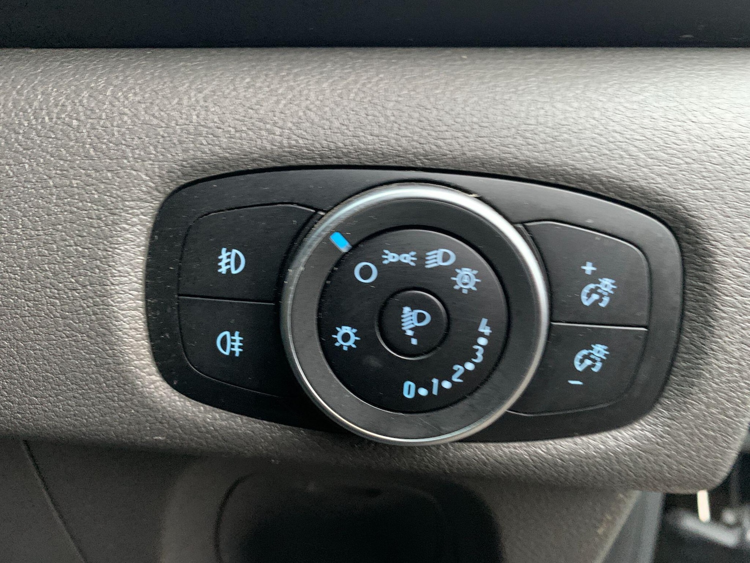 Used Ford Transit Custom 2023 for sale - 76993867: Photo 18