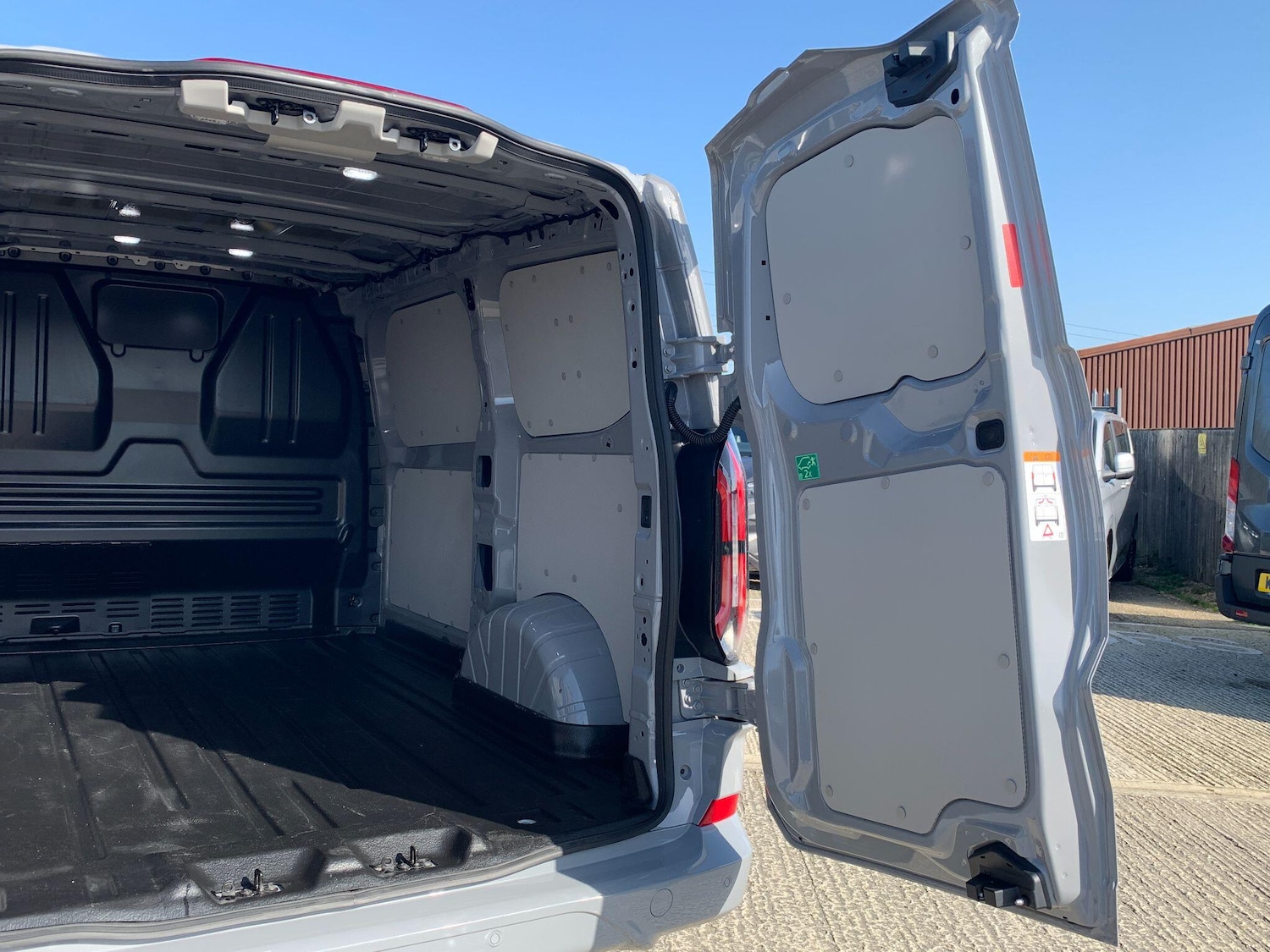 Used Ford Transit Custom 2025 for sale - 77768773: Photo 36