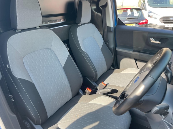 Used Ford Transit Courier 2024 for sale - 75388333: Photo 15