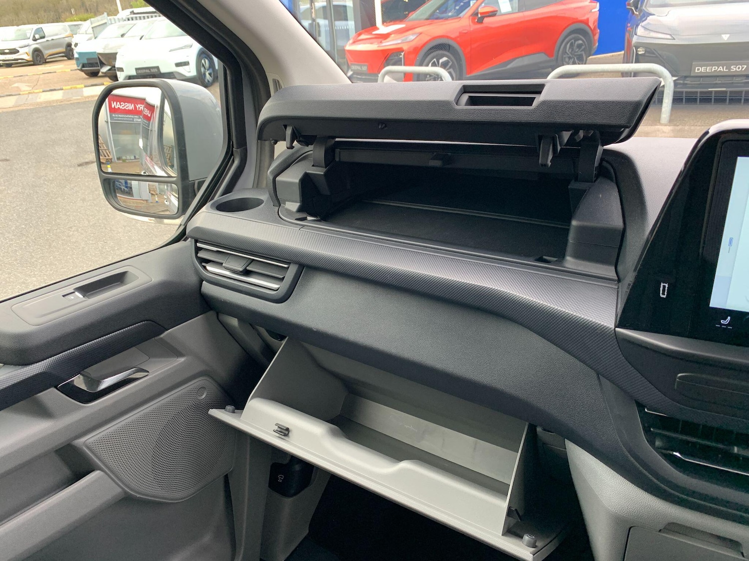 Used Ford Transit Custom 2025 for sale - 78115398: Photo 30