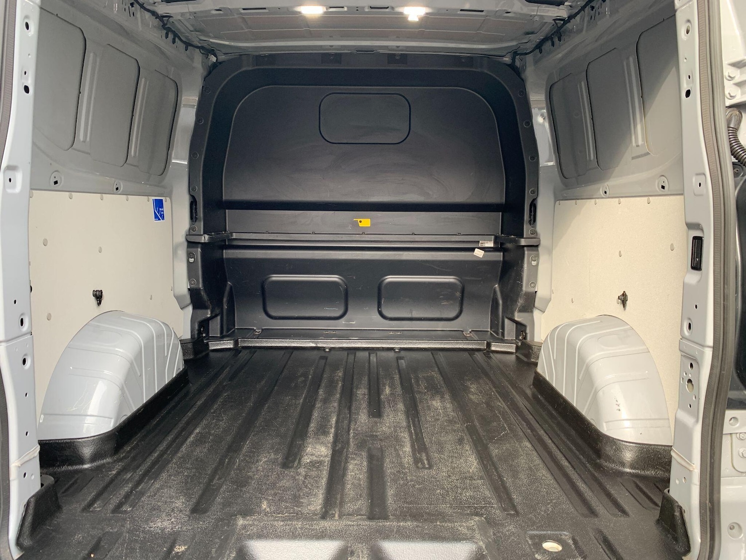 Used Ford Transit Custom 2025 for sale - 78115398: Photo 47