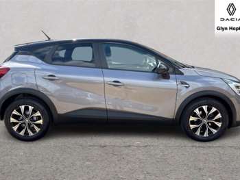 Used Renault Captur 2022 for sale - 73839492: Photo