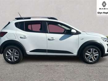 Used Dacia Sandero Stepway 2022 for sale - 74220226: Photo