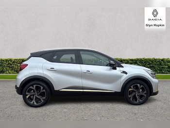 Used Renault Captur 2023 for sale - 75783755: Photo