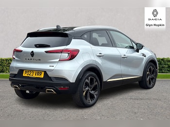 Used Renault Captur 2023 for sale - 75783755: Photo