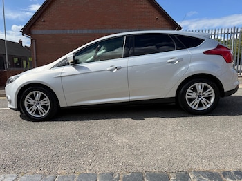 Used Ford Focus 2014 for sale - 75745850: Photo