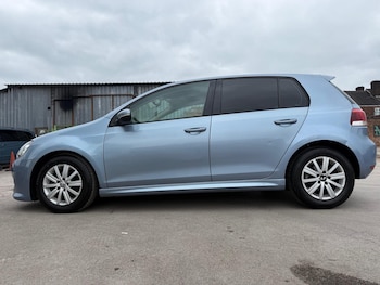 Used Volkswagen Golf 2010 for sale - 75688098: Photo