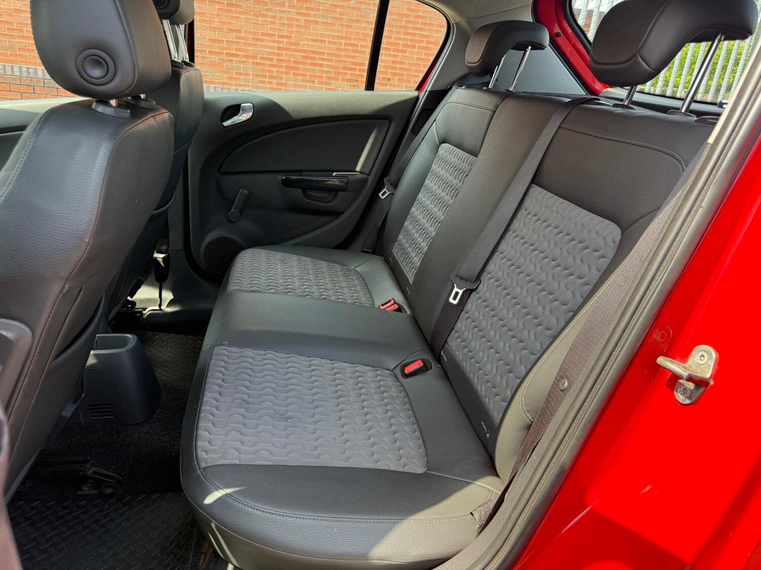 Used Vauxhall Corsa 2013 for sale - 76312688: Photo 25