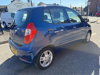 Used Hyundai i10 2011 for sale - 75985597: Photo