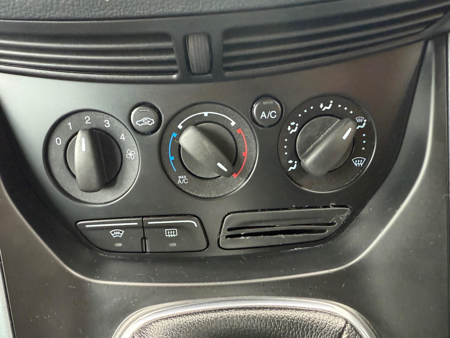 Used Ford C-Max 2012 for sale - 76266202: Photo 14