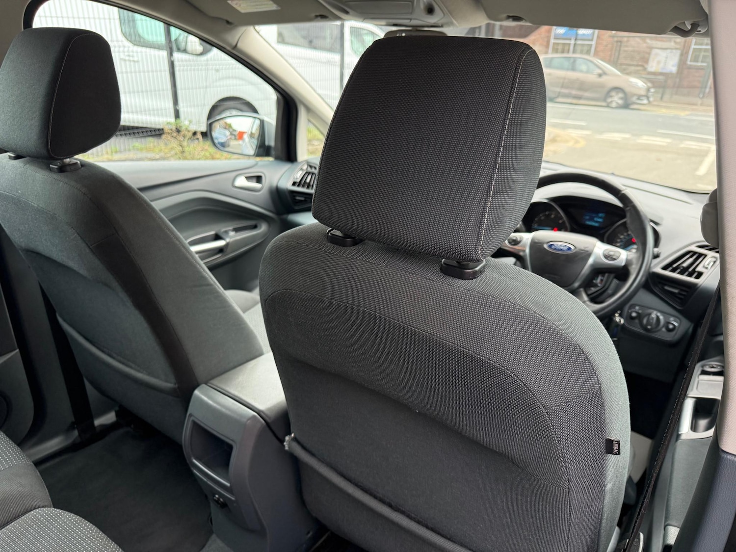 Used Ford C-Max 2012 for sale - 76266202: Photo 24