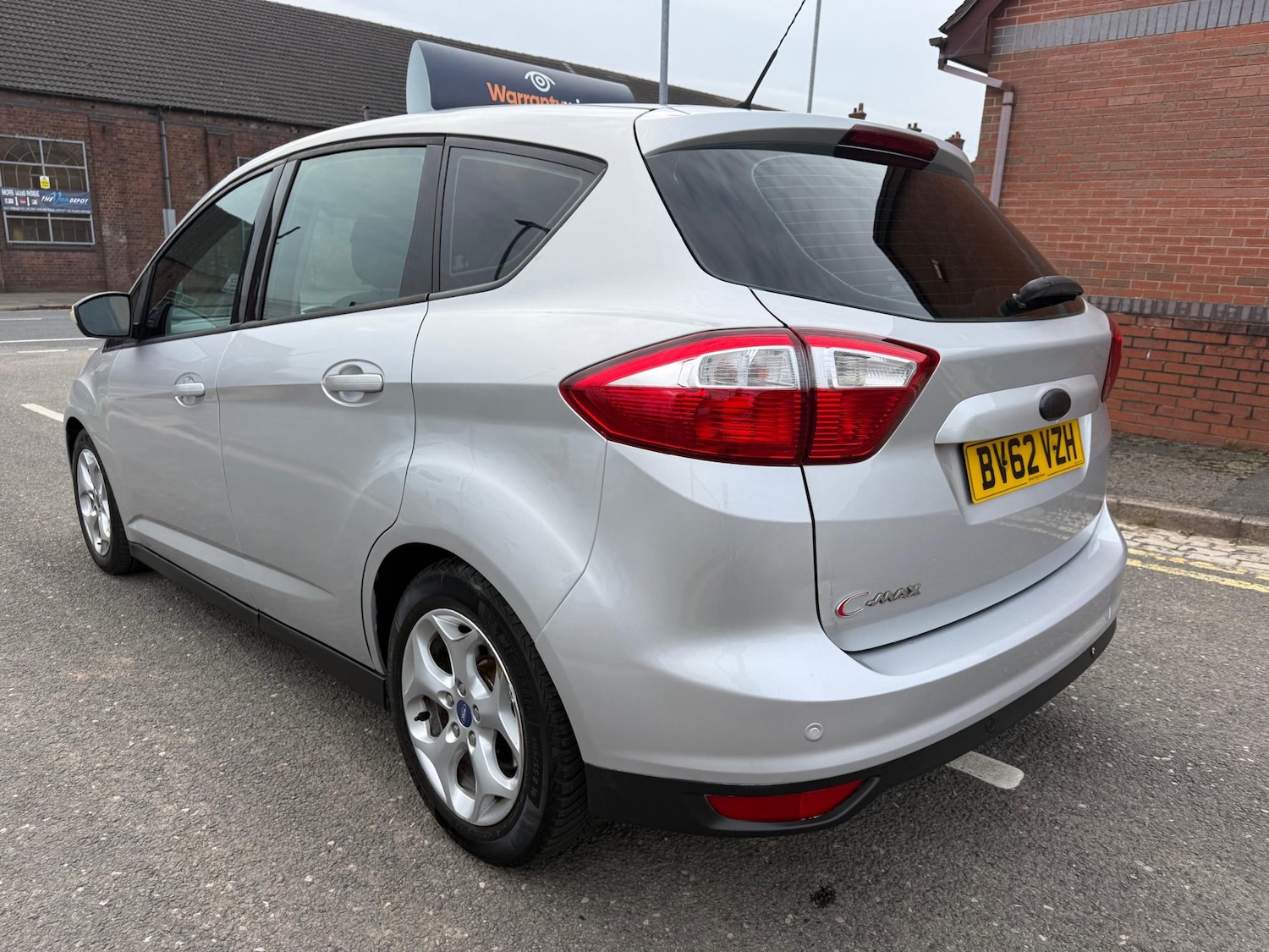 Used Ford C-Max 2012 for sale - 76266202: Photo 4