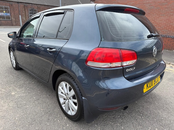 Used Volkswagen Golf 2011 for sale - 76162436: Photo 5