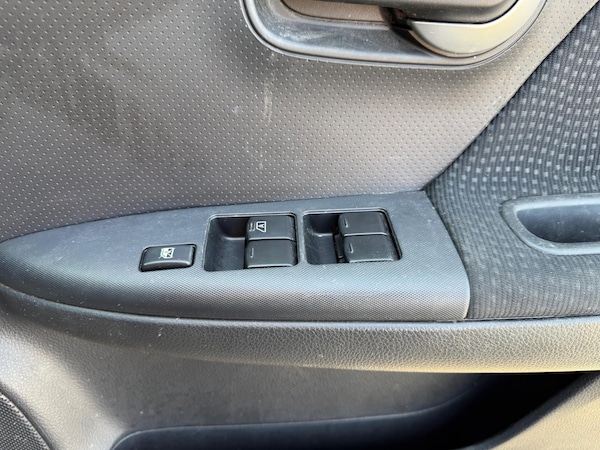 Used Nissan Note 2012 for sale - 76228640: Photo 17