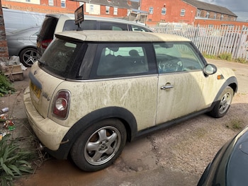 Used MINI Hatch 2010 for sale - 76092321: Photo