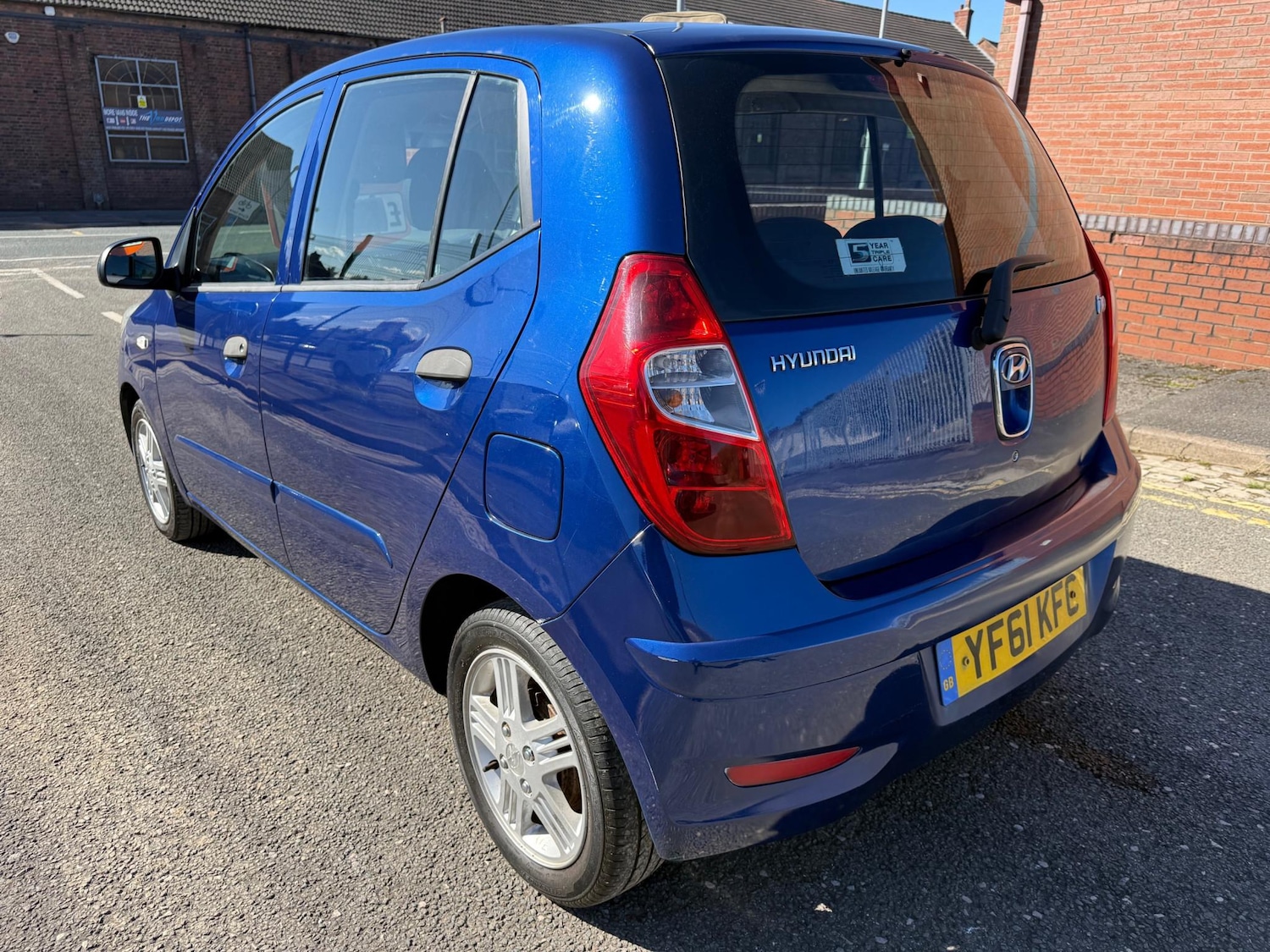 Used Hyundai i10 2011 for sale - 76445387: Photo 8