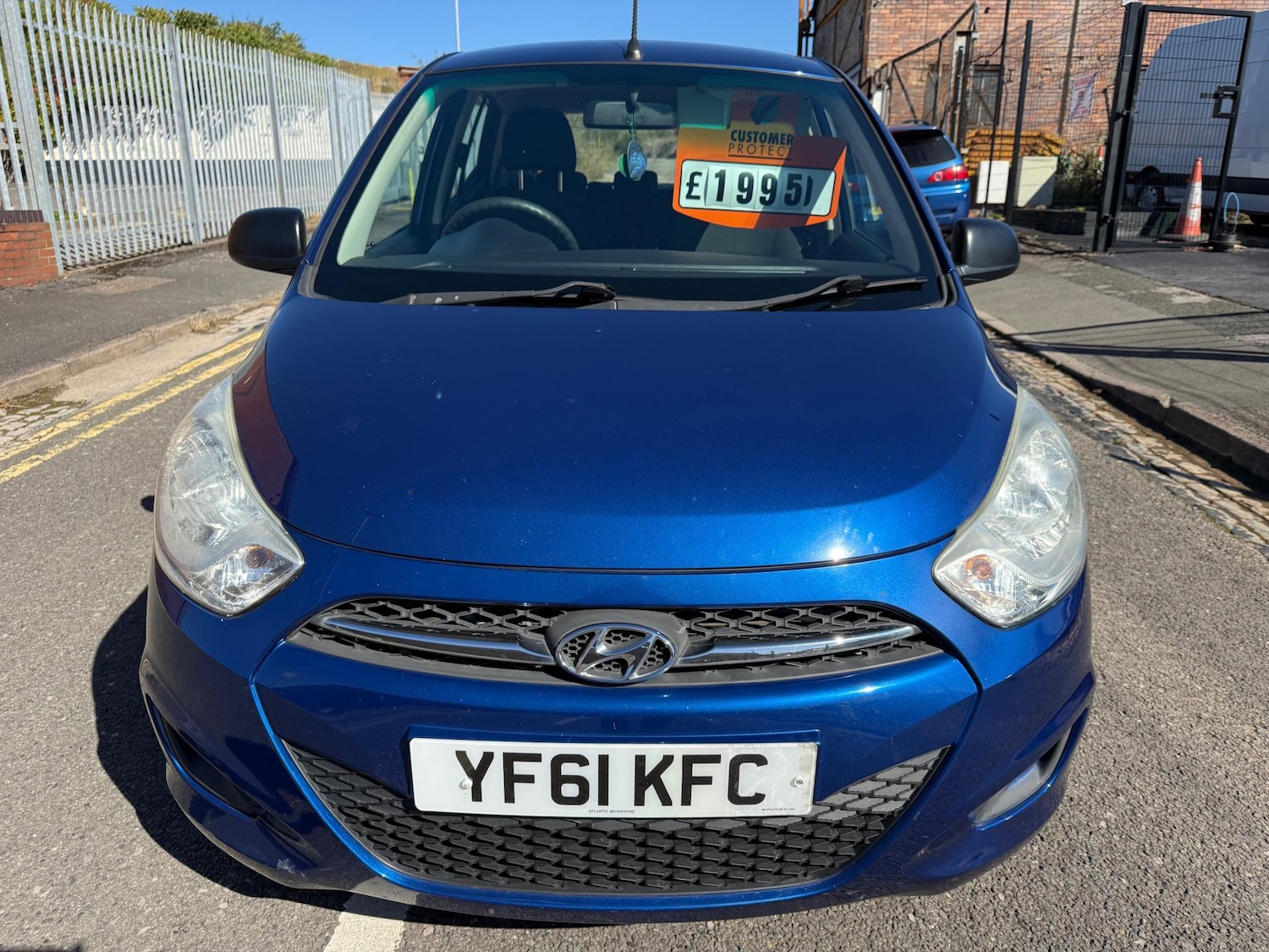 Used Hyundai i10 2011 for sale - 76802513: Photo 2