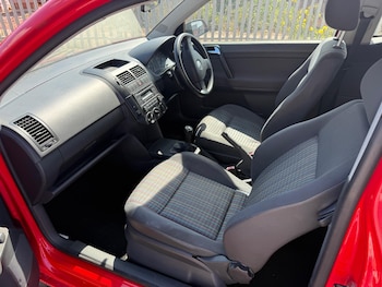 Used Volkswagen Polo 2009 for sale - 75584864: Photo