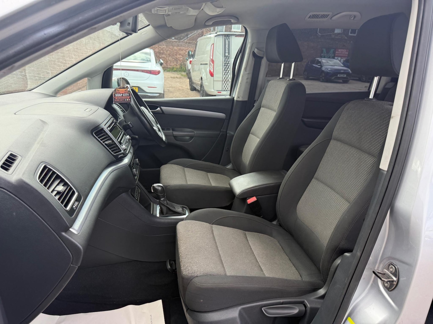 Used Volkswagen Sharan 2010 for sale - 76802516: Photo 17