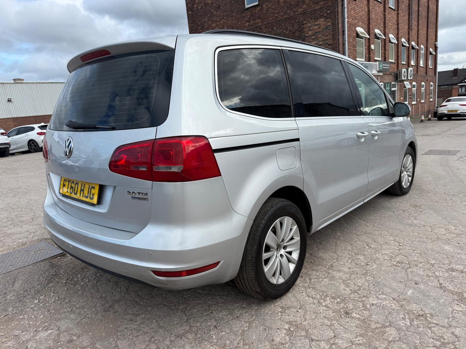 Used Volkswagen Sharan 2010 for sale - 76802516: Photo 7