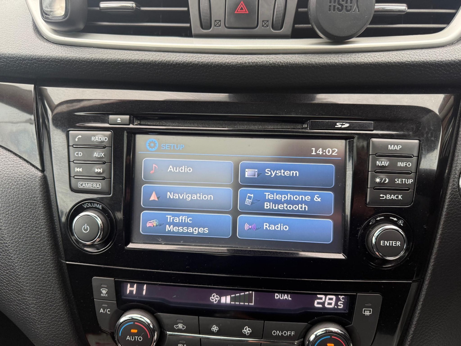 Used Nissan Qashqai 2014 for sale - 77506030: Photo 15