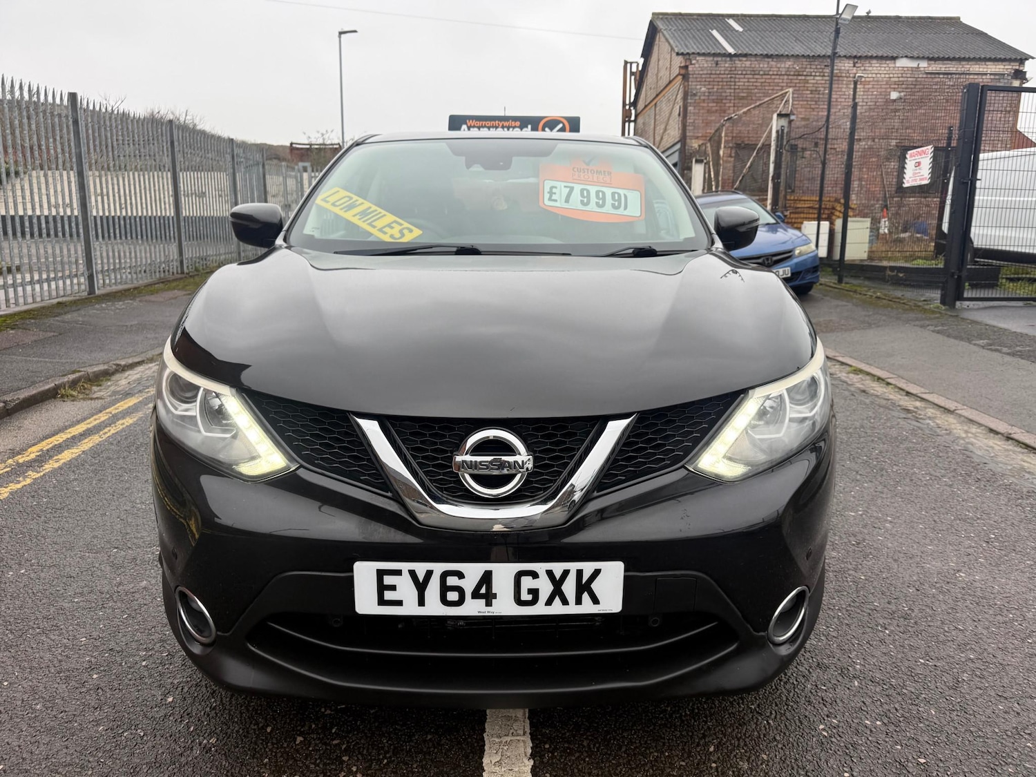 Used Nissan Qashqai 2014 for sale - 77506030: Photo 2
